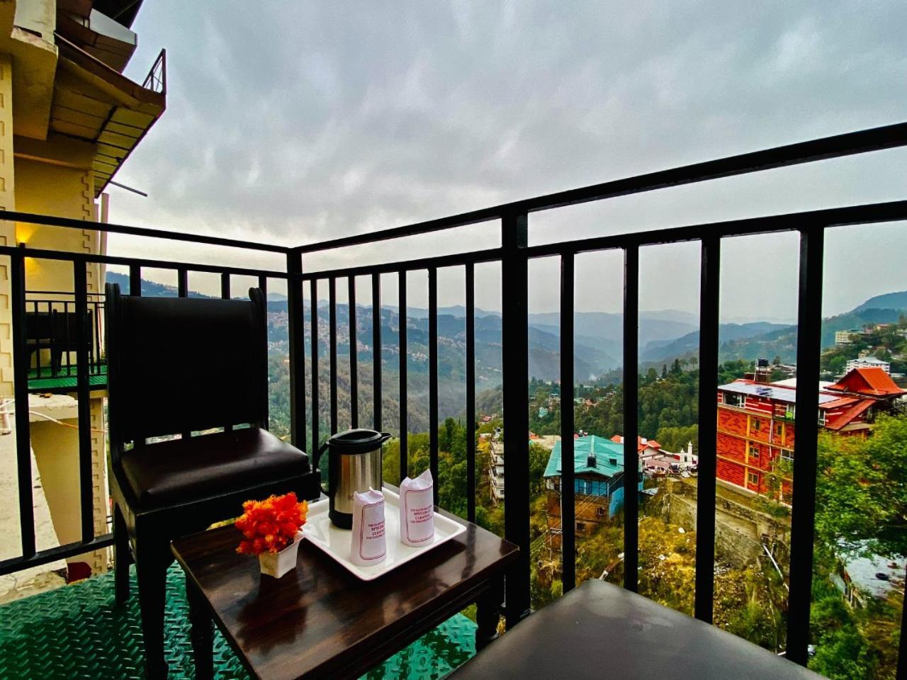 Hotel Aachman Regency With Rooftop Terrace Shimla Exterior foto
