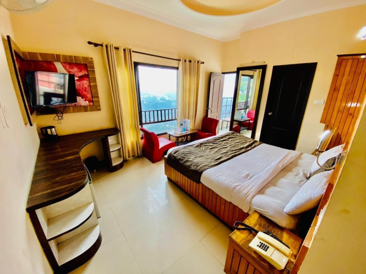 Hotel Aachman Regency With Rooftop Terrace Shimla Exterior foto